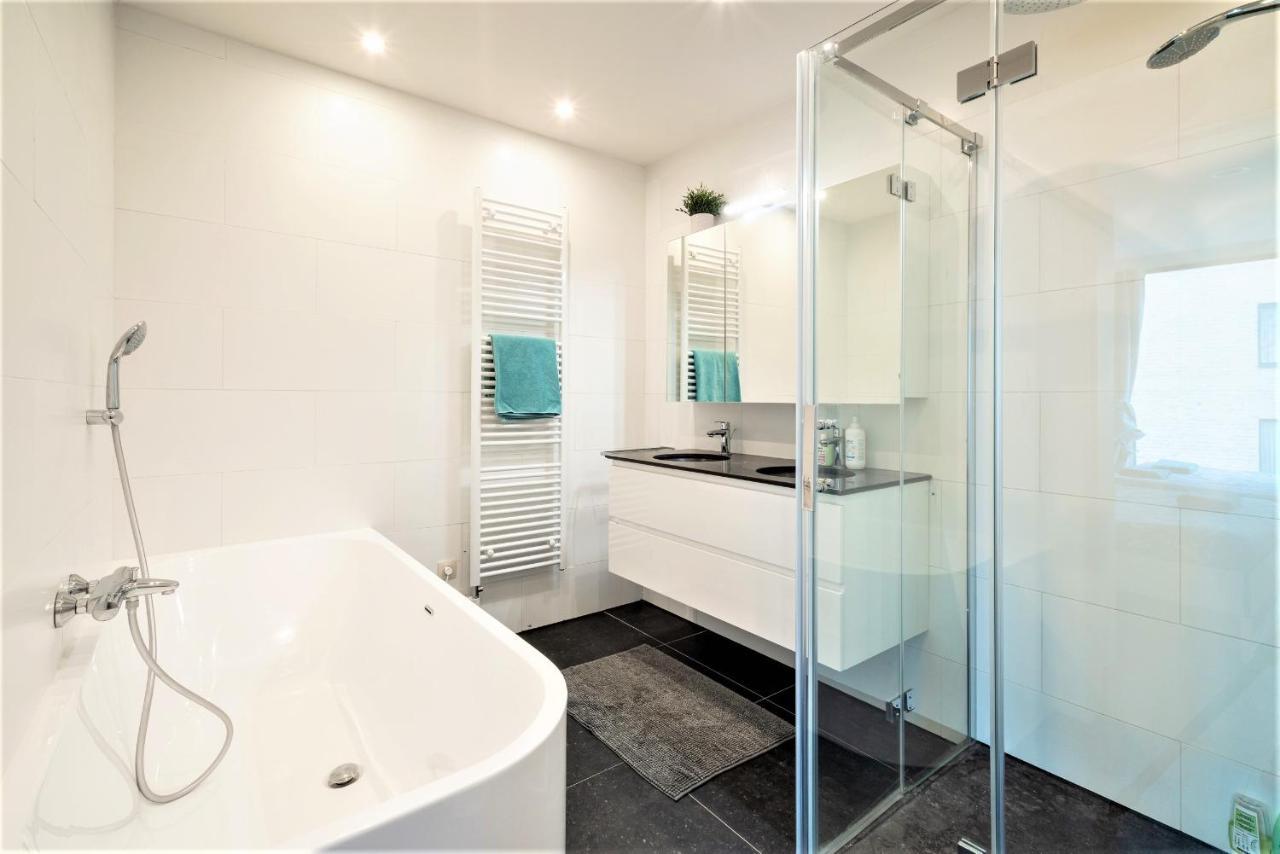 The Central Square Residence Anvers Extérieur photo